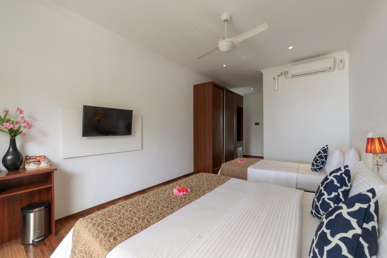 Crystal Sands Villa Maafushi Ngoại thất bức ảnh